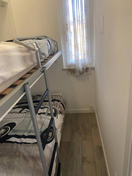 Appartamento Casa Adry Peschiera del Garda Exterior photo